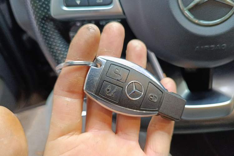 Used Mercedes-Benz CLA 2016 CLA 220 4MATIC Vehicle Key
