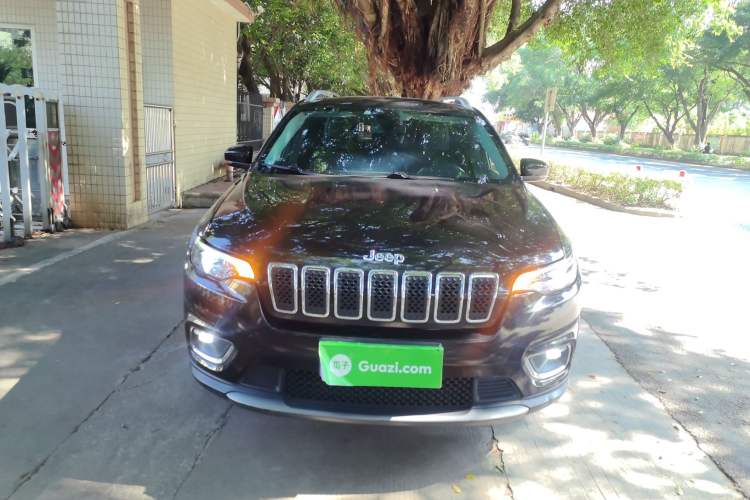 Used Jeep Cherokee 2019 2.0T Two-Wheel Drive Smart Enjoyment Version China V