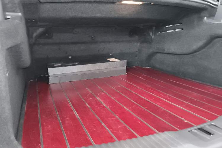 Used Hongqi H9 2020 2.0T Smart Connect Flagship Edition Trunk