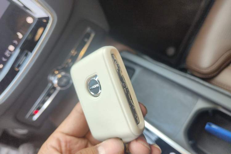 Used Volvo XC90 2024 B6 Zhiya Luxury 7-Seater