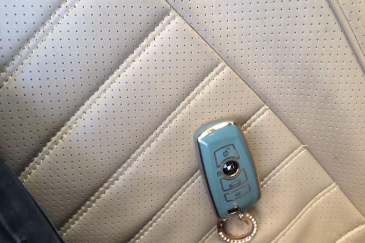 Used BMW X5 2011 xDrive35i Luxury Model
