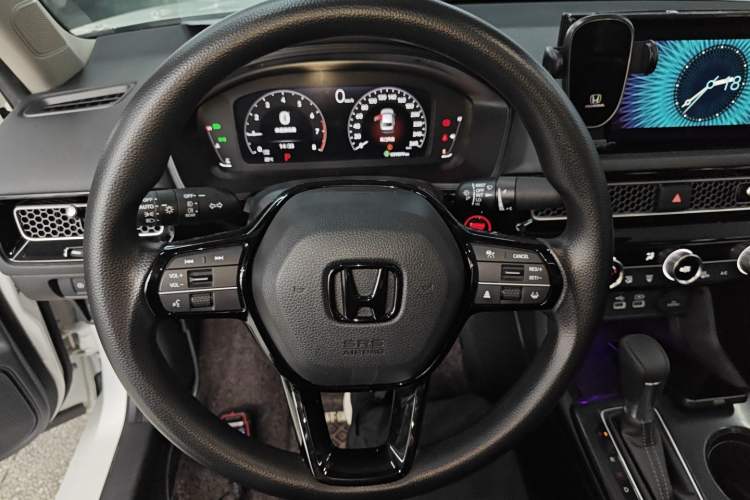 Used Honda Civic 2023 240TURBO CVT Dynamic Edition