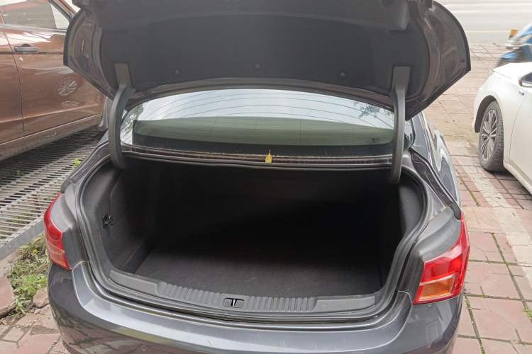 Used Buick Verano 2017 Sedan 15S Automatic Entry Model Trunk