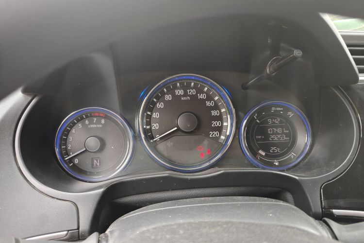 Used Honda City 2017 1.5L CVT Elite Edition Odometer Close Up