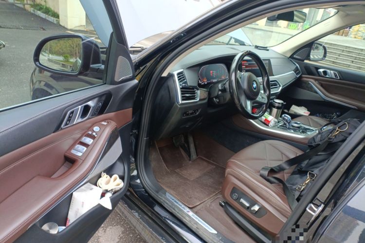 Used BMW X5 2022 xDrive 30Li M Sport Package