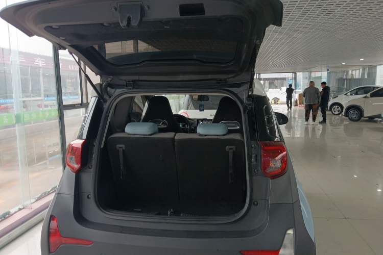 Used Chery QQ Little Ant 2023 251km True Love Edition Lithium Iron Phosphate Trunk