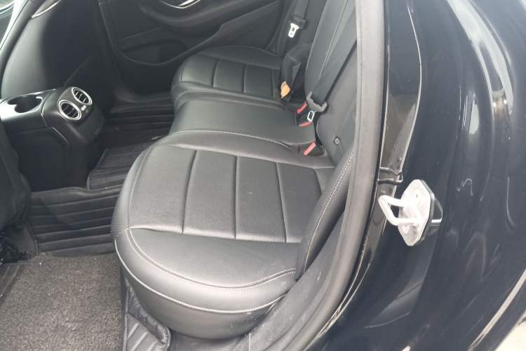 Used Mercedes-Benz E-Class 2016 E 300 L Sporty and Stylish Model Left Rear Seat