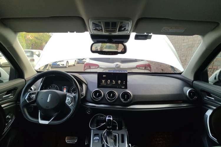 Used Wey VV5 2017 2.0T Ultra-Luxury Version