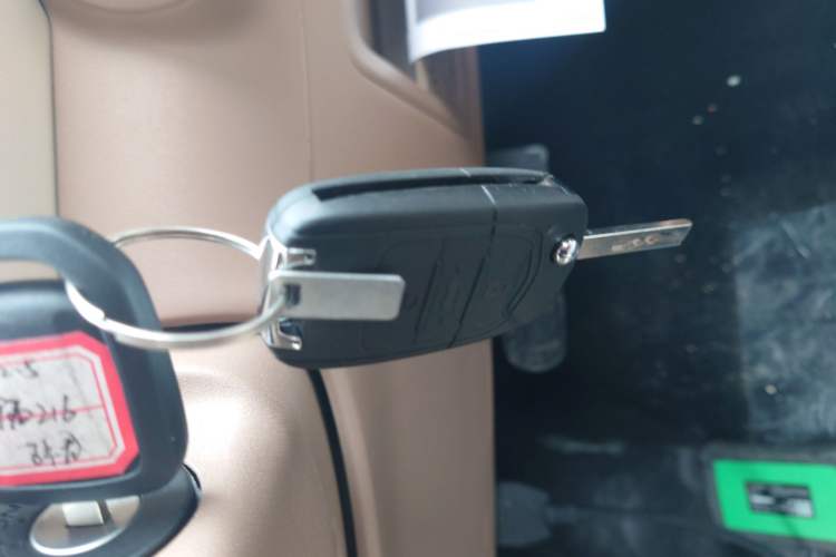 Used Wuling Hongguang MINIEV 2025 Four-Door Version Advanced Edition
