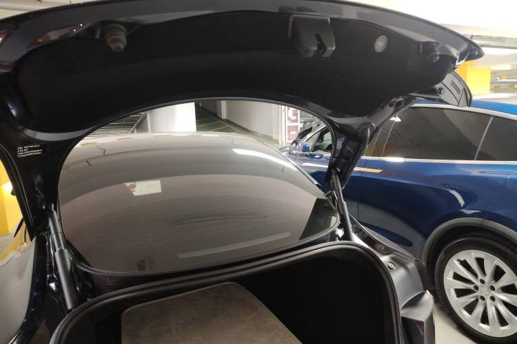 Used Tesla Model 3 2023 Rear-Wheel-Drive Version
