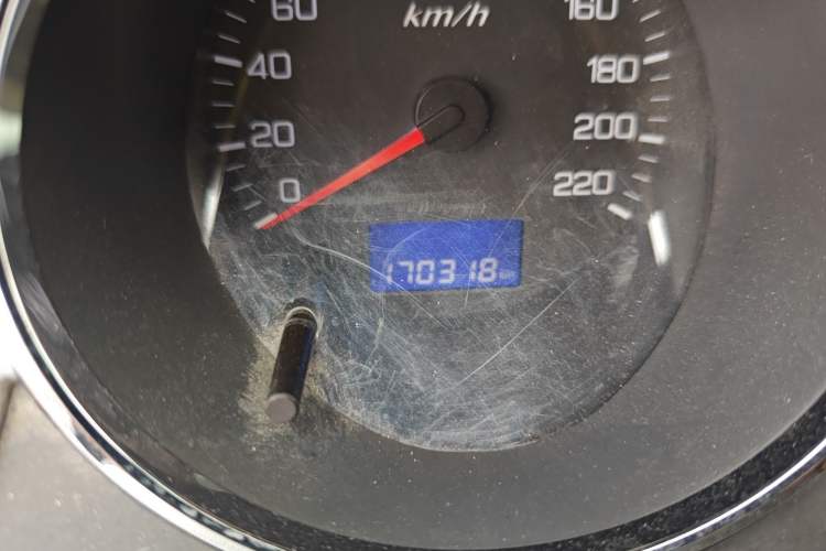 Used Dongfeng Aeolus H30 2014 CROSS 1.5L Manual Smart Drive Gratitude Edition