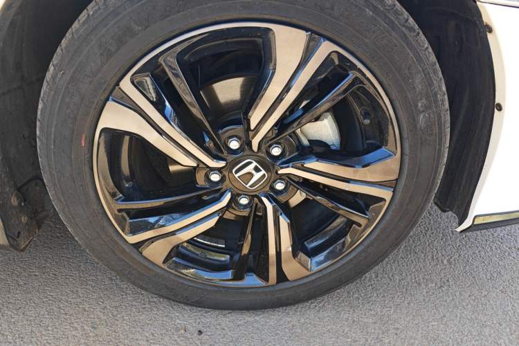 Used Honda Civic 2019 220TURBO CVT Dynamic Edition China VI Emission Standard Right Front Wheel Hub