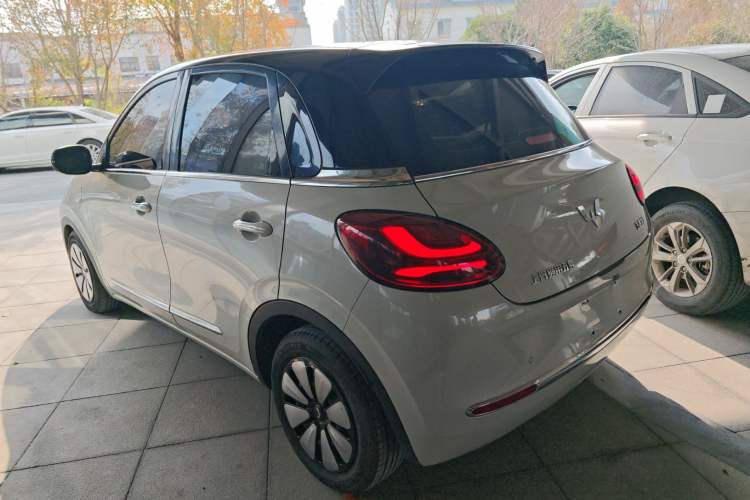 Used Wuling Bingo 2023 333 km Lingxi Connected Version
