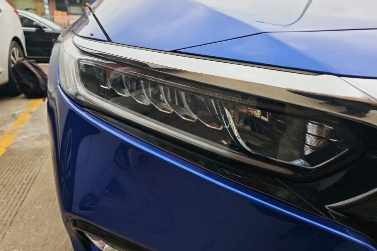 Used Honda Accord 2018 Rui Hybrid 2.0L Rui Ling Version China V Right Front Headlight