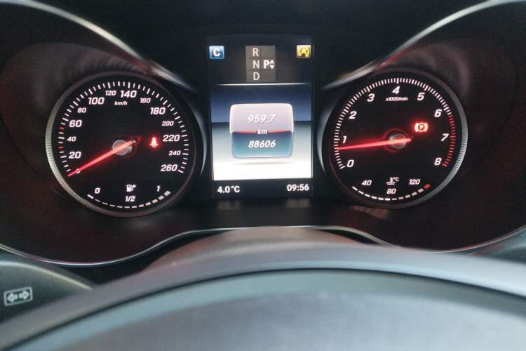 Used Mercedes-Benz GLC 2018 GLC 260 4MATIC Dynamic Edition
