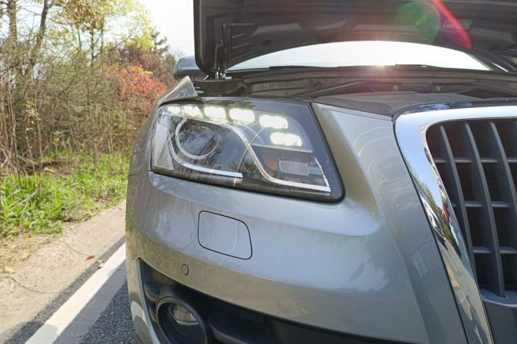 Used Audi Q5 2012 2.0TFSI Comfort Version Right Front Headlight