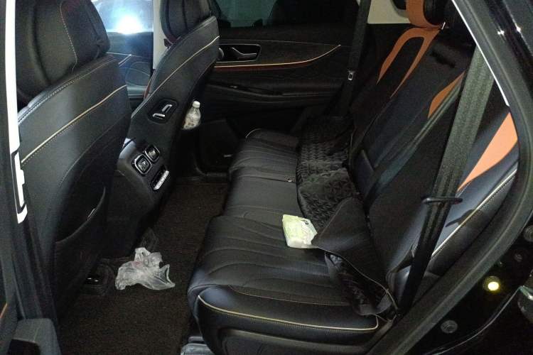 Used Chery Tiggo 9 2023 2.0T Dual-Clutch Two-Wheel Drive Luxury Edition 5 Seats
