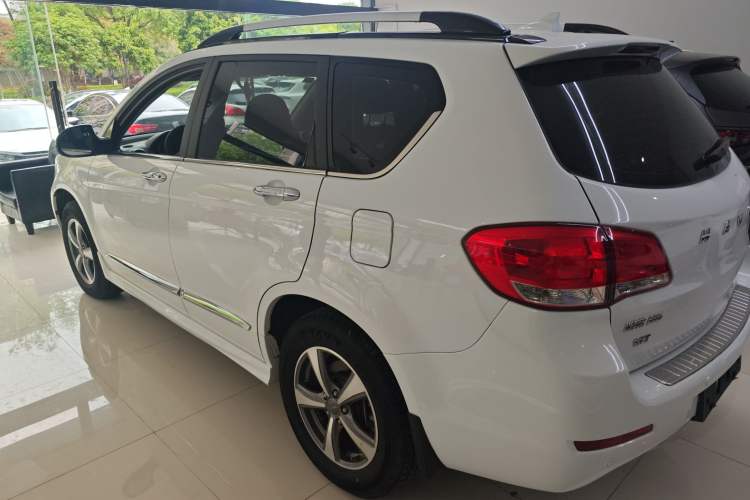 Used Haval H6 2016 Upgraded Model 1.5T Automatic Two-Wheel Drive Elite Version Rear Left 45 Deg