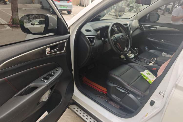 Used CHANGAN CS75 2014 1.8T Automatic Elite Model China IV Standard