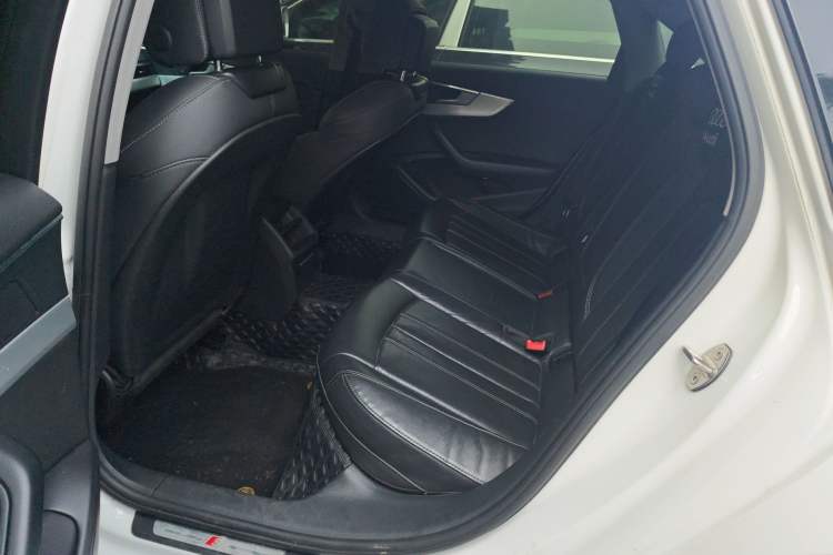 Used Audi A4L 2022 40 TFSI Fashion Dynamic Model