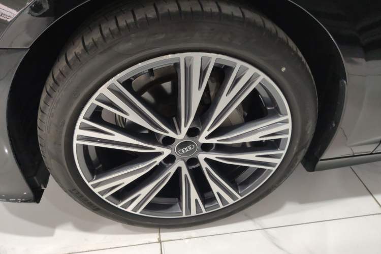 Used Audi A6L 2024 40 TFSI Luxury Dynamic Edition
