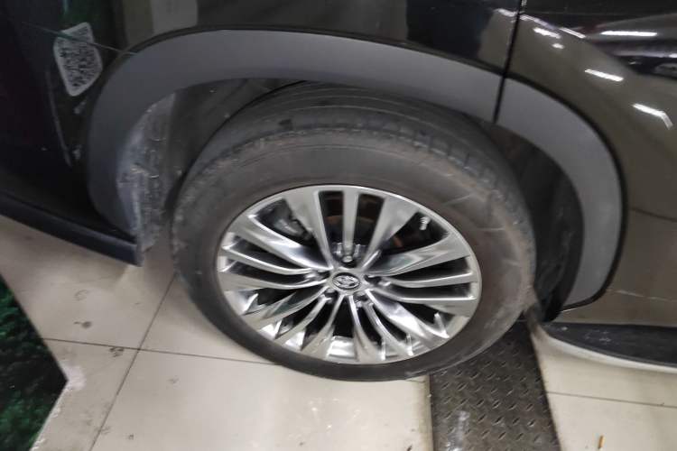 Used Toyota Highlander 2022 Dual-Engine 2.5L Four-Wheel Drive Prestige Version 7 Seats Exterior 5