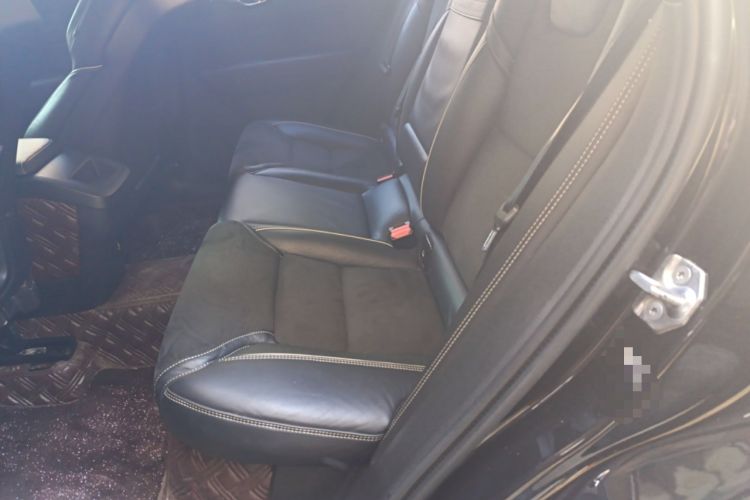 Used Volvo XC60 2018 T5 4x4 Smart & Sporty Edition