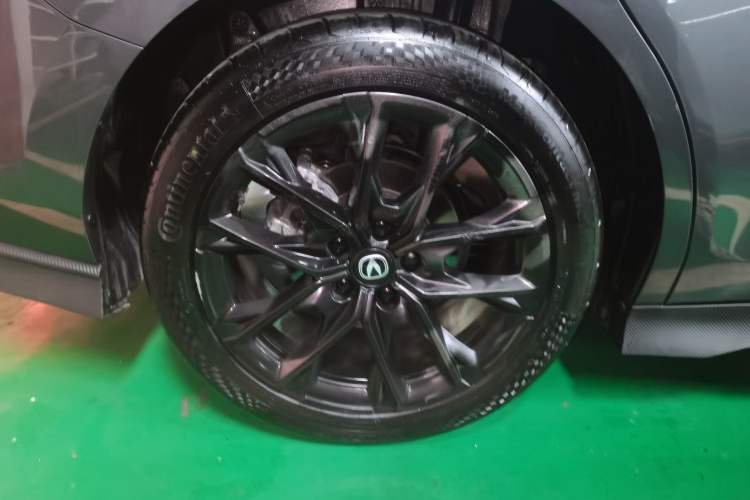 Used Changan UNI-V 2024 1.5T Prestige Edition