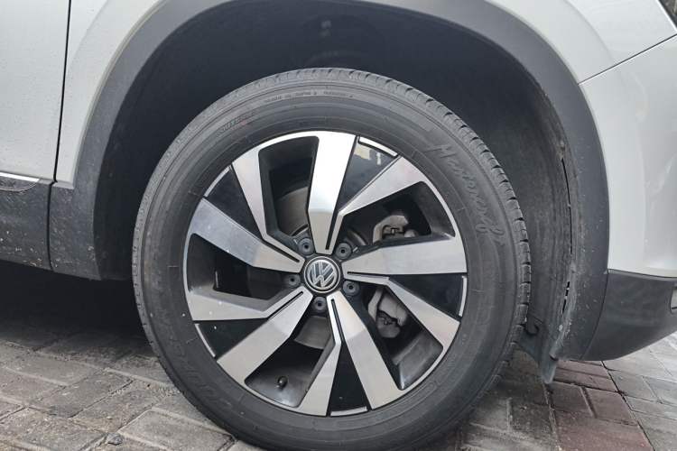 Used Volkswagen Tayron 2021 330TSI Two-Wheel Drive Luxury Smart Connectivity Version
