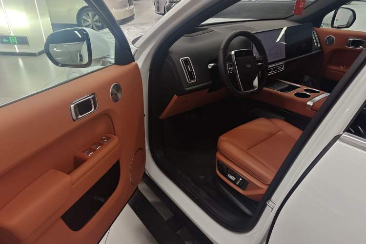 Used Li Auto L7 2025 Ultra Smart Refreshed Edition
