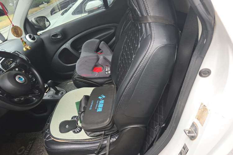 Used smart fortwo 2018 1.0L 52kW Hardtop Dynamic Version China V