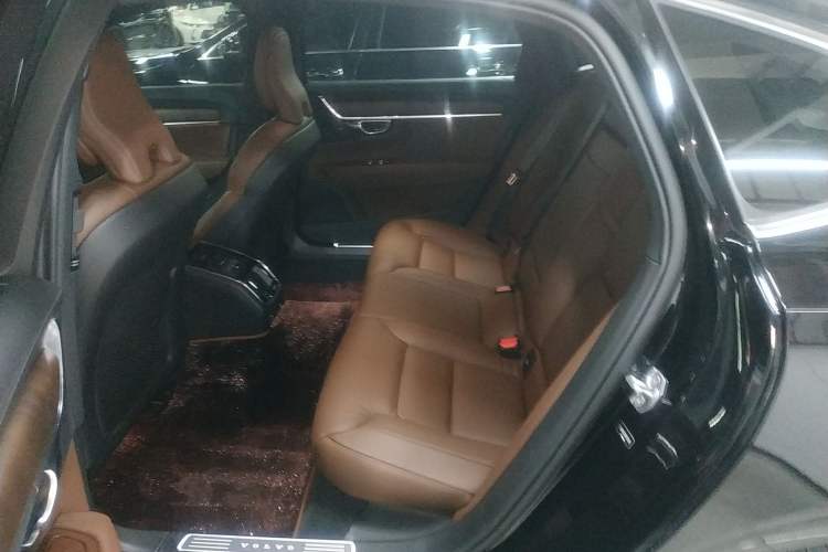 Used Volvo S90 2021 B5 Zhiyuan Luxury Edition
