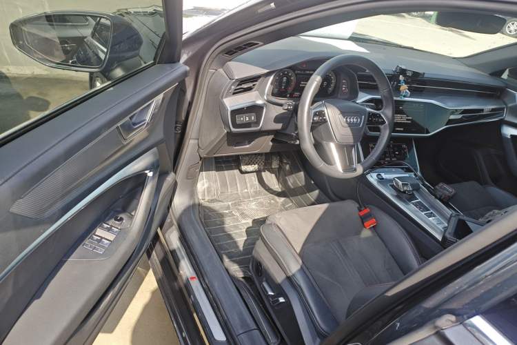 Used Audi A6L 2024 45 TFSI Prestige Dynamic Edition
