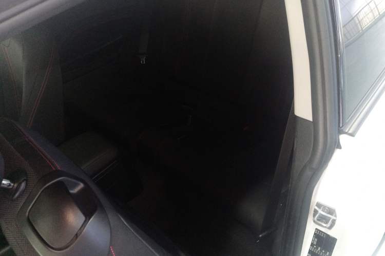 Used BMW 2 Series (Import) 2018 220i Sport Design Package
