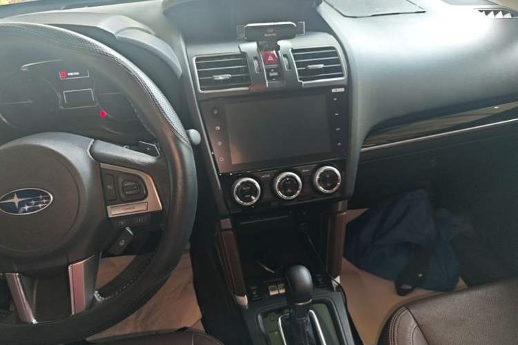 Used Subaru Forester 2016 2.5i Luxury Navigation Edition