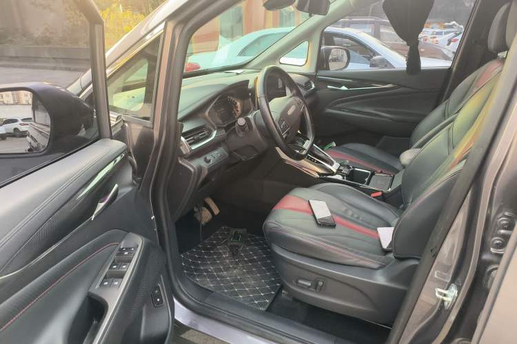 Used SAIC MAXUS G50 2019 1.5T Automatic Luxury Edition China VI Standard
