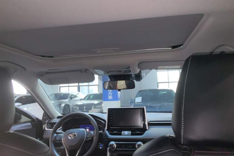 Used Toyota RAV4 2020 Dual-Engine 2.5L E-CVT Two-Wheel Drive Elite Edition