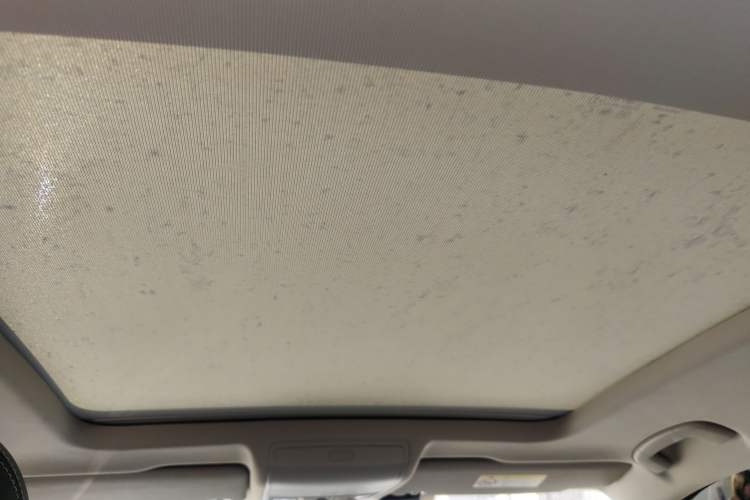 Used Volkswagen Tiguan L 2019 330TSI Automatic Two-Wheel Drive Smart Luxury Version China VI Standard