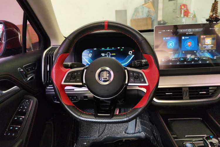 Used BYD Tang New Energy 2018 DM 2.0T All-Wheel Drive Smart Connectivity Luxury Model 7 Seats China V Emission Standard
