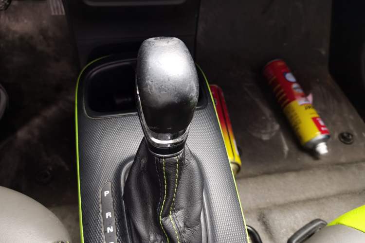 Used Roewe Clever 2021 302km Excellence Edition Gear Lever