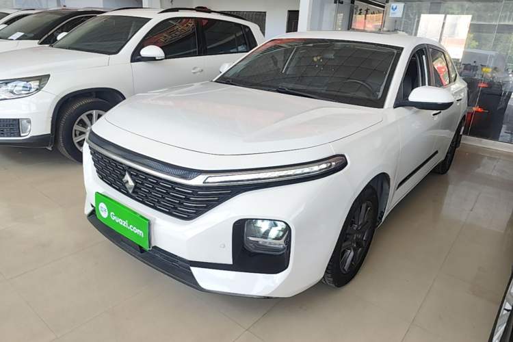 Used Baojun RC-5 2020 1.5L Manual Zhiyao Elite Edition Guazi used car, China used car export, Used car for sale, Used  cars, Cheapest cars for sale