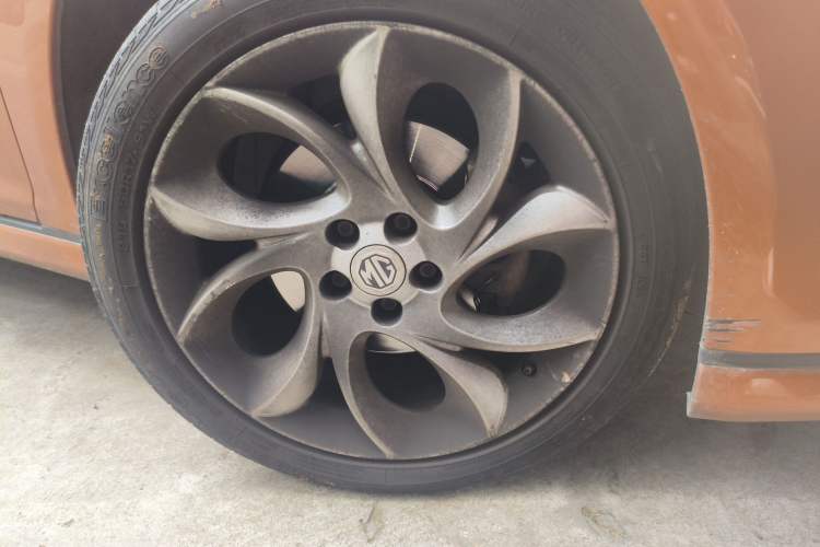 Used MG 6 2010 Hatchback 1.8L Automatic New Year Edition
