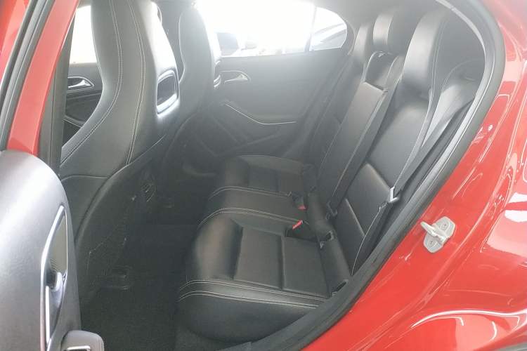 Used Mercedes-Benz GLA 2016 GLA 200 Fashion Model