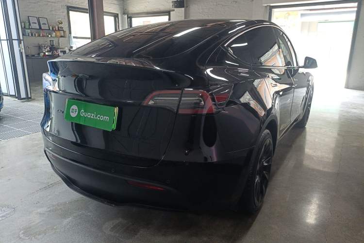 Used Tesla Model Y 2021 Standard Range Rear-Wheel Drive Version Rear Right 45 Deg