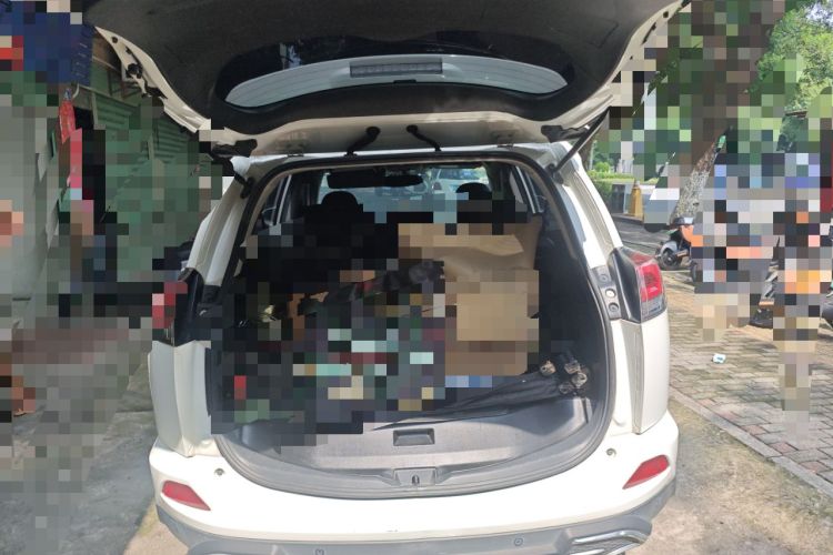 Used Toyota RAV4 2018 2.0L CVT Two-Wheel Drive Fashion X Edition Trunk