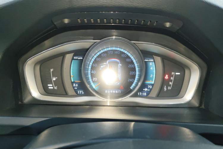 Used Volvo V60 2014 Restyled T5 Zhiya Edition Instrument Cluster