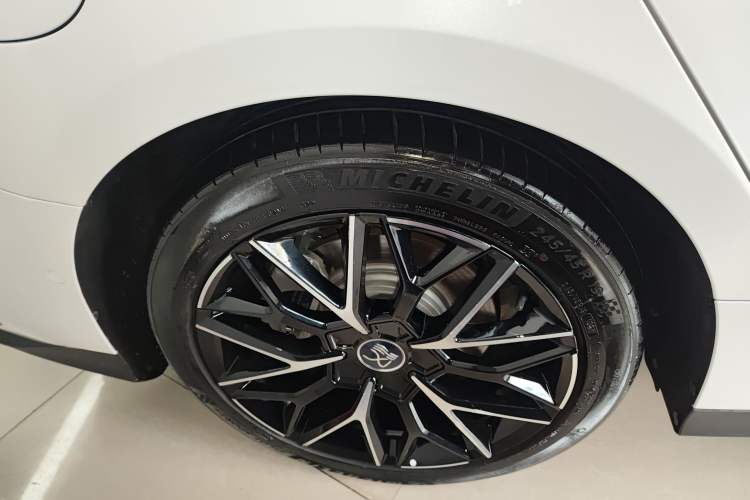 Used BYD Han 2022 EV Genesis Edition 610KM All-Wheel Drive Premium Model