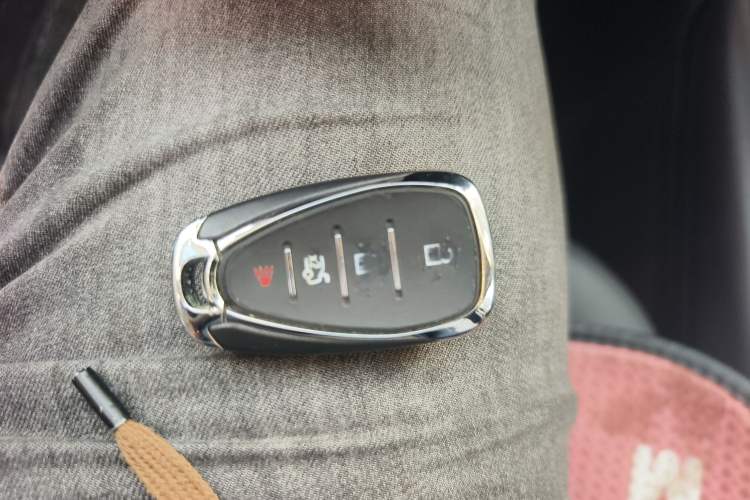 Used Chevrolet Malibu XL 2017 1.5T Automatic Ruichi Edition Vehicle Key