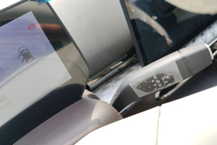 Used JAC Yiwei 3 2024 Zhi'ai Edition 330km Air Gear Lever