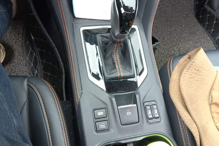 Used Subaru XV 2018 2.0i All-Wheel-Drive Prestige Edition with EyeSight Gear Lever